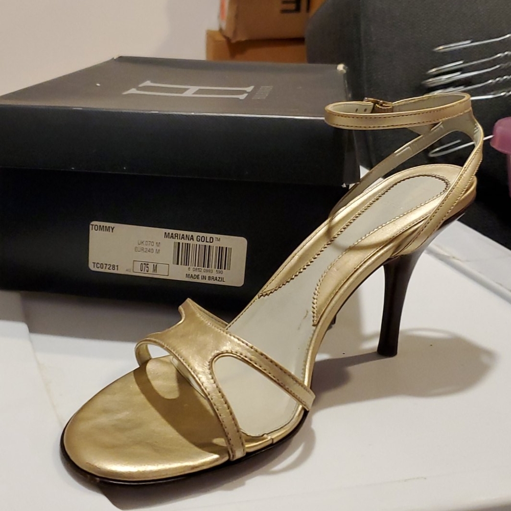 Gold Strappy Heel 7.5 Tommy Hilfiger